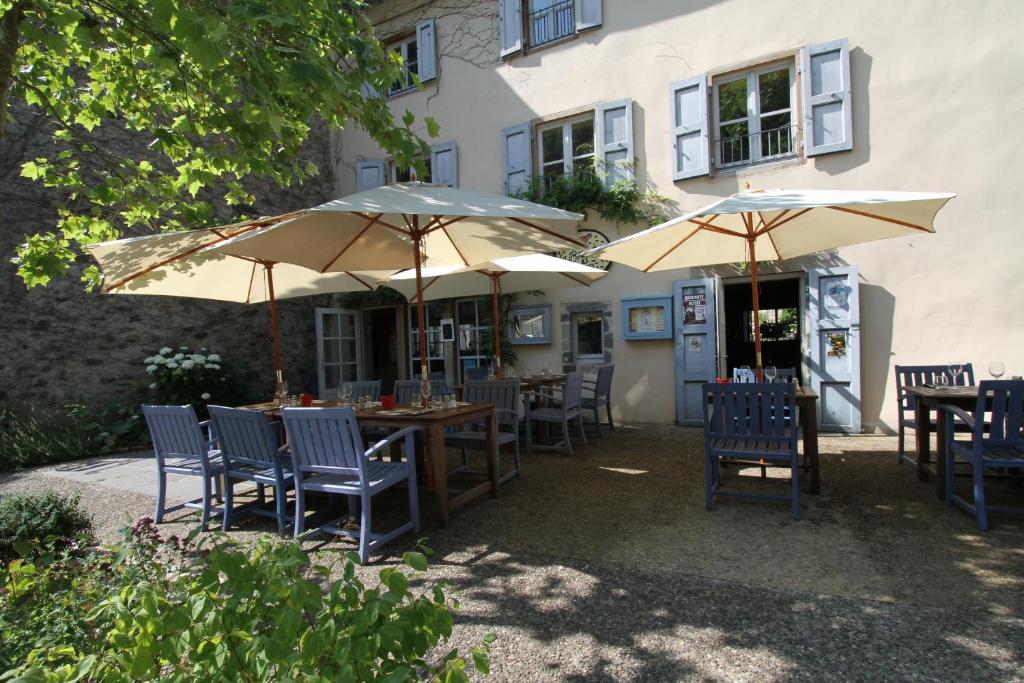 Hotel La Bougnate Blesle Exteriör bild