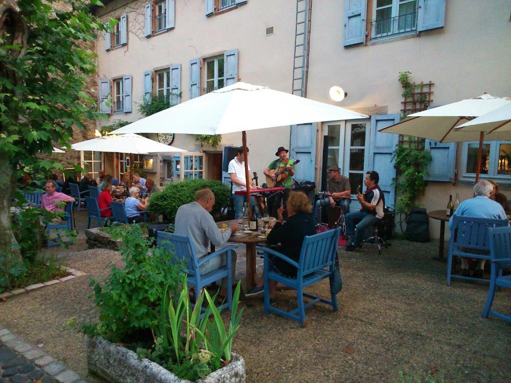 Hotel La Bougnate Blesle Exteriör bild